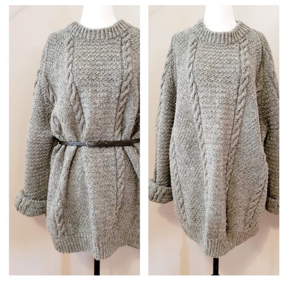 Vintage Handmade Oversized Fisherman’s Sweater in Soft Grey. Fits XL/XXL